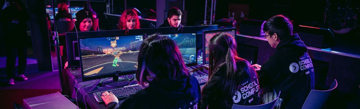 Esports module - students working together