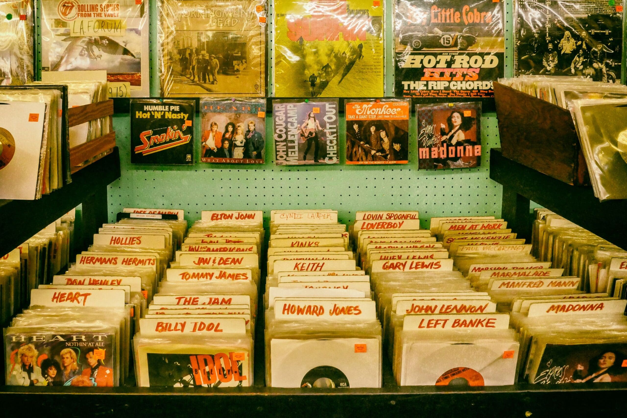 List of vinyls in a record shop